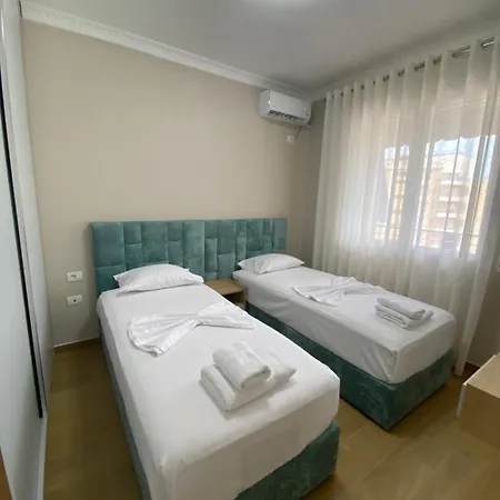 Alex Lungo Mare 아파트 Vlorë